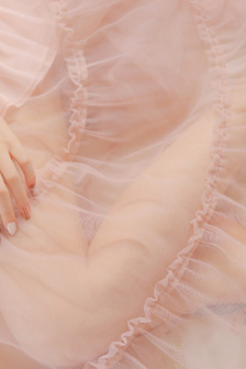 打赌女生输了就无条件听别人的话